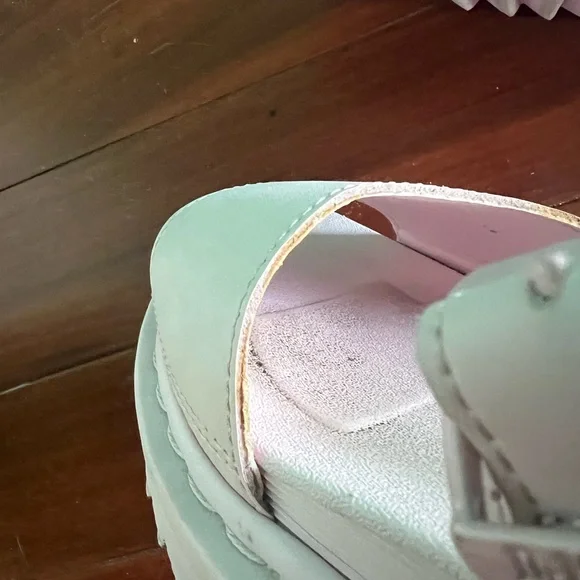 Dr Martens Chalk Pink Voss Mono Hydro Platform Sandals - Picture 4 of 8